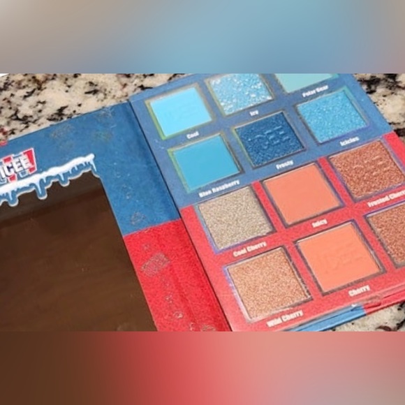 ❤️💙ICEE 12 Shadow Makeup Palette💙❤️NWT Centric Beauty Throwback, Limited Ed. - Picture 3 of 8